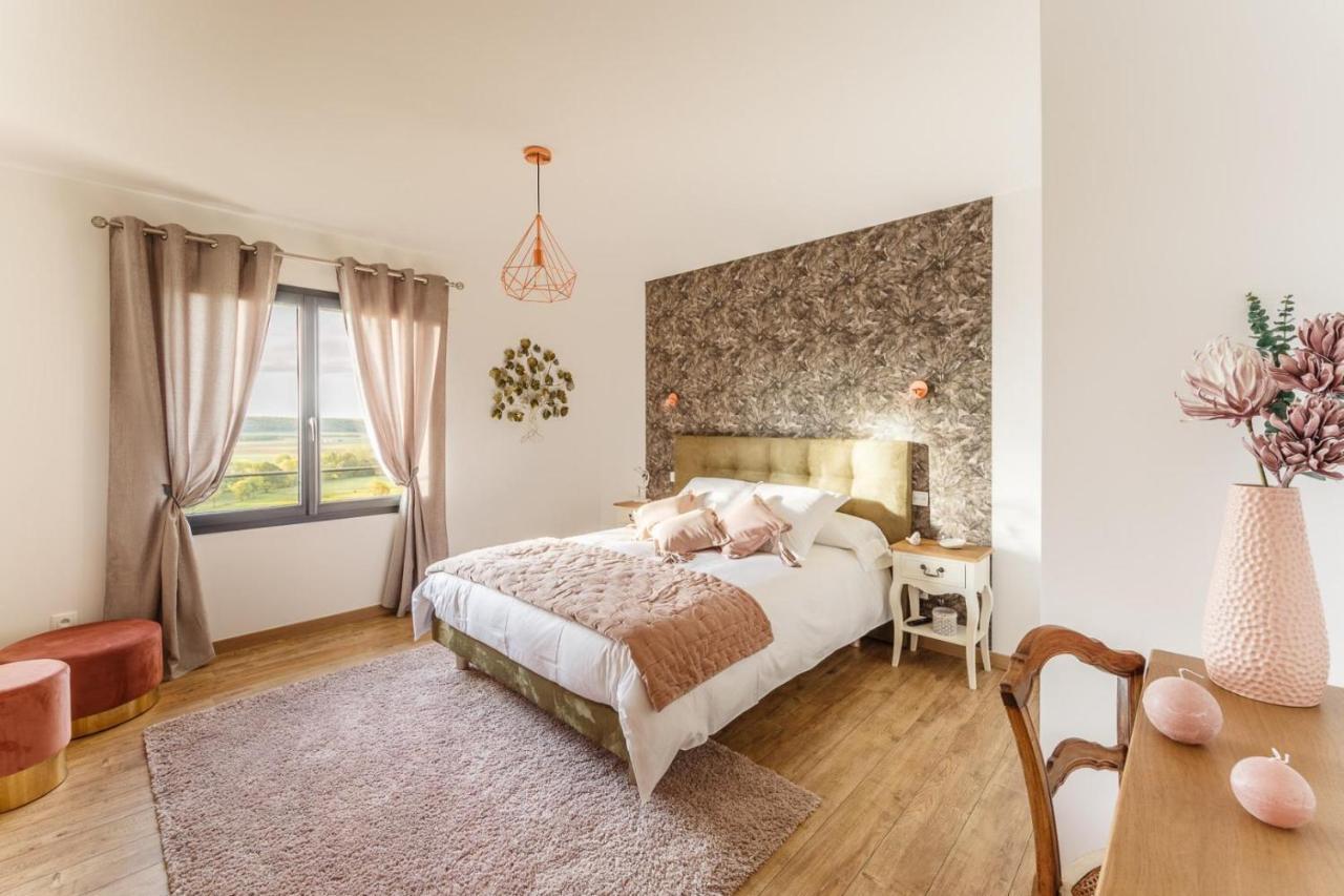 Gite Et Chambres D'Hotes - La Maison Du Grand Bossieu Bagian luar foto